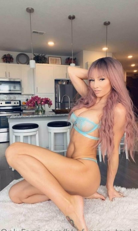 Photo nue de fuite OnlyFans de Htwfmomtaylor