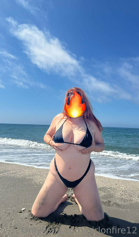Girlonfire12