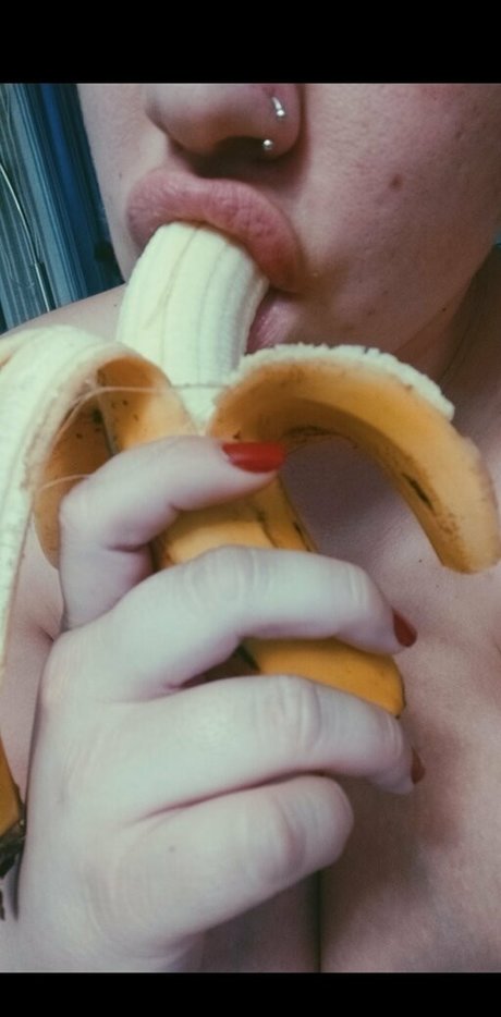 Photo nue de fuite OnlyFans de Girlonfire12