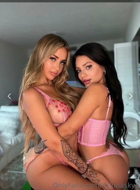 Photo nue de fuite OnlyFans de Itslunaskye