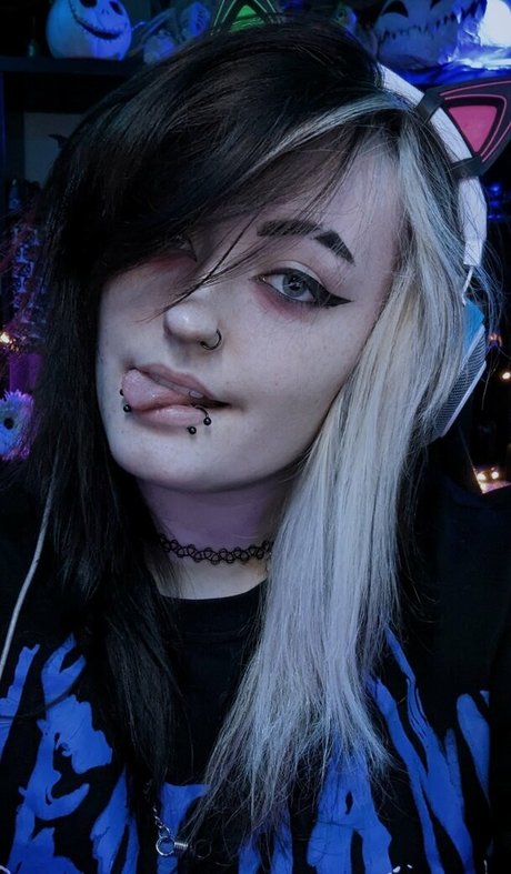 Photo nue de fuite OnlyFans de Easygoinggoth