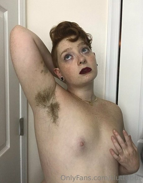 Photo nue de fuite OnlyFans de Sluttubus
