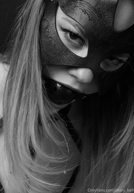 Photo nue de fuite OnlyFans de Mary Bell