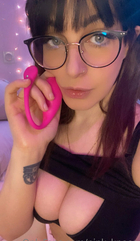 Pinkknees