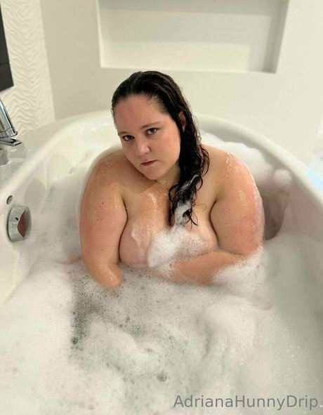 Photo nue de fuite OnlyFans de Adrianahunnydrip
