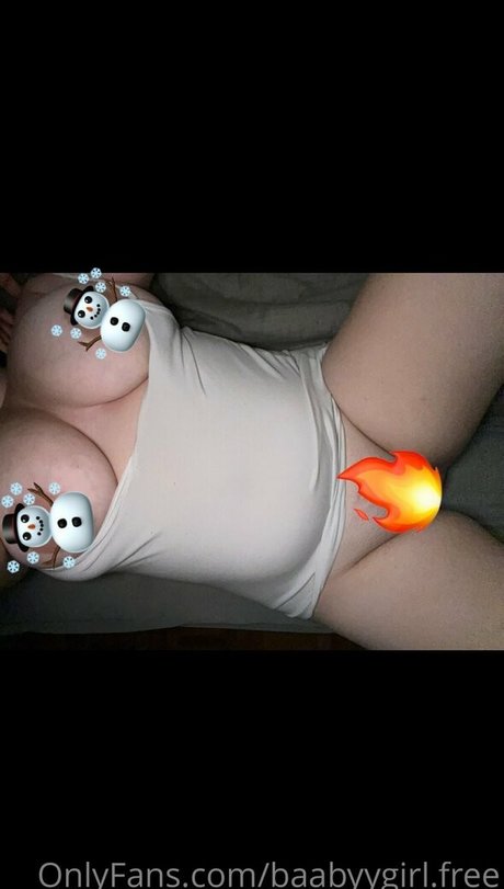 Photo nue de fuite OnlyFans de Baabyygirlfree
