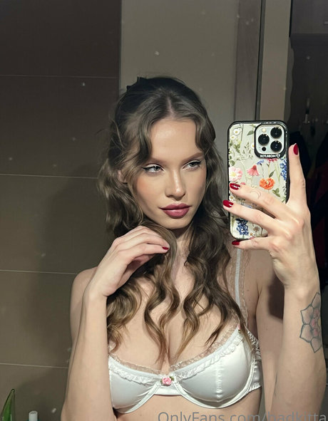 Photo nue de fuite OnlyFans de Oliviassweetride