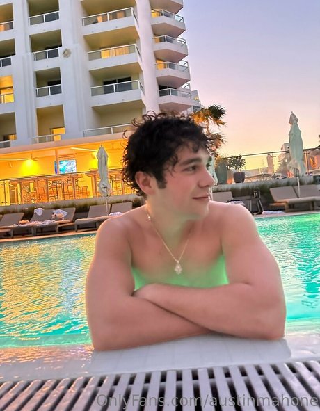 Photo nue de fuite OnlyFans de Austinmahone