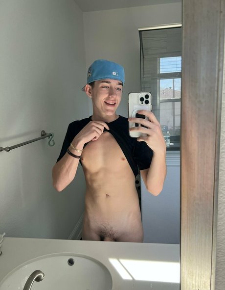 Photo nue de fuite OnlyFans de Camprivate