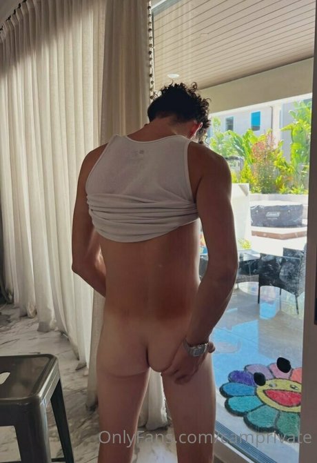 Photo nue de fuite OnlyFans de Camprivate