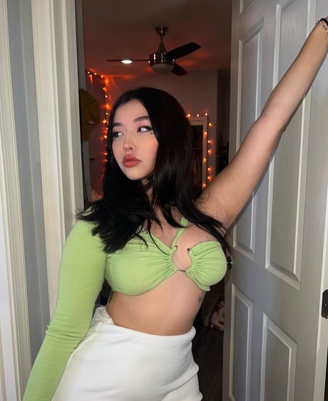 Photo nue de fuite OnlyFans de Alexaisobell