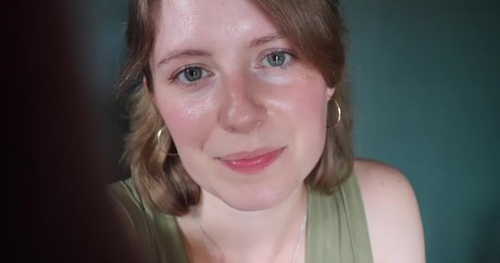 Photo nue de fuite OnlyFans de Ozley Asmr