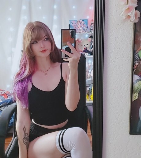 Photo nue de fuite OnlyFans de Catgirlsupremacy