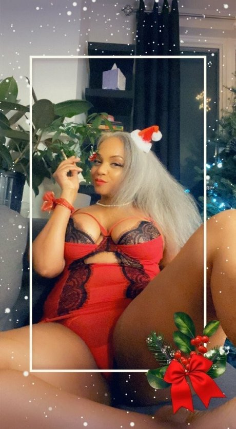Photo nue de fuite OnlyFans de Sinnamon Love