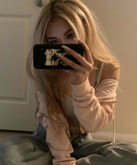 Photo nue de fuite OnlyFans de Basedlilv