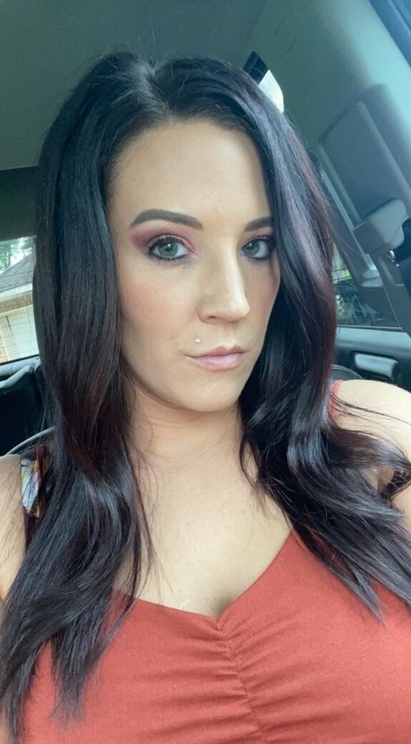 Hotwifebrookeblaze