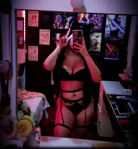 Photo nue de fuite OnlyFans de Carrietlol