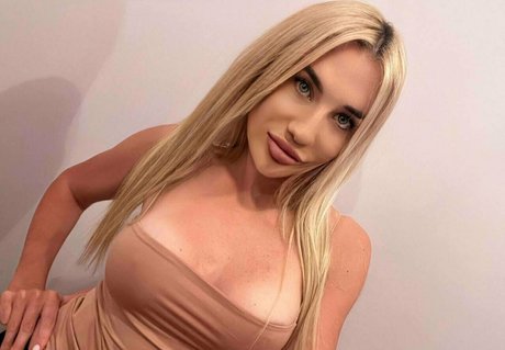 Photo nue de fuite OnlyFans de Alicedollyua