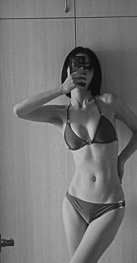 Photo nue de fuite OnlyFans de Shuolivia1104