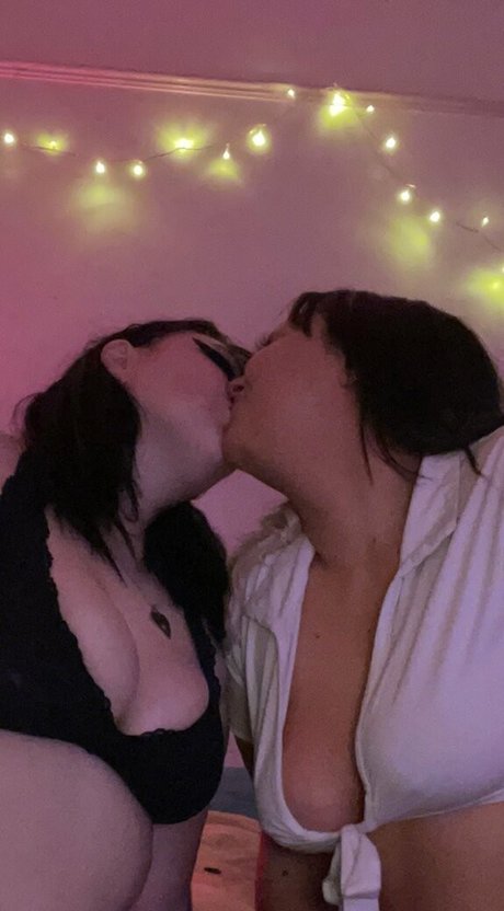 Photo nue de fuite OnlyFans de Wetlittlesub