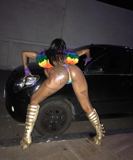 Photo nue de fuite OnlyFans de Ines Brasil
