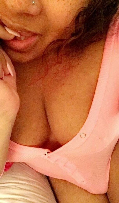 Photo nue de fuite OnlyFans de Nyla Rose