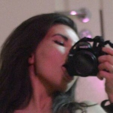 Photo nue de fuite OnlyFans de Swallowyoudown