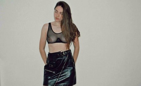 Photo nue de fuite OnlyFans de Aminavalentino