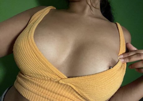 Photo nue de fuite OnlyFans de Nadiya Malik