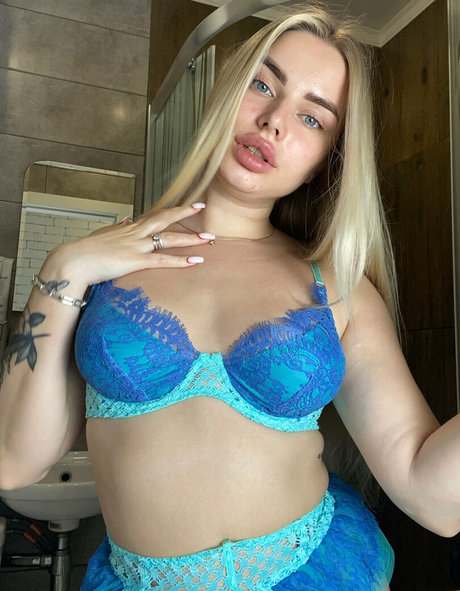 Photo nue de fuite OnlyFans de Blondyaria