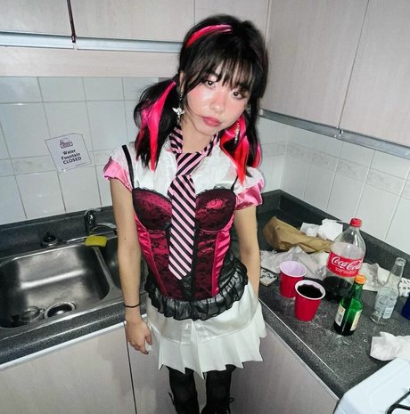 Photo nue de fuite OnlyFans de Olivia Sun