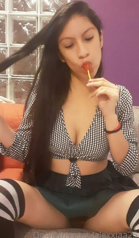 Photo nue de fuite OnlyFans de Alexxiaa25