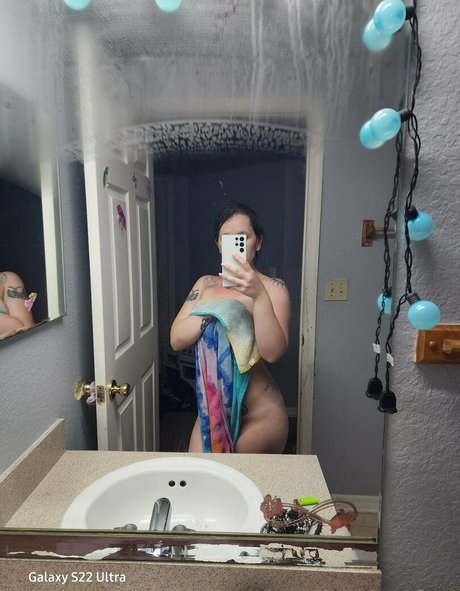 Photo nue de fuite OnlyFans de Lunarlovelacefree