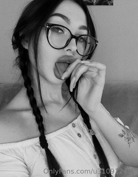 Photo nue de fuite OnlyFans de Nanawhite