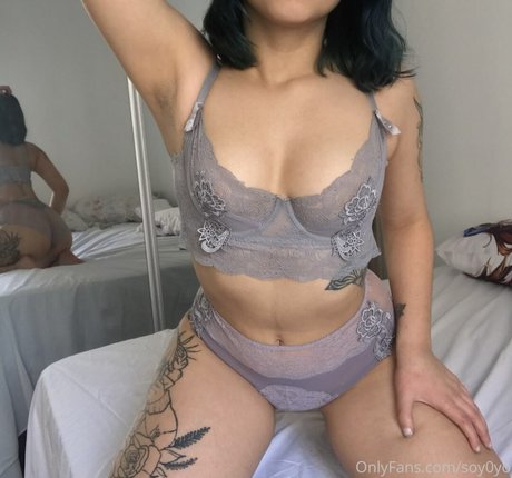 Photo nue de fuite OnlyFans de Jessica Yoyo