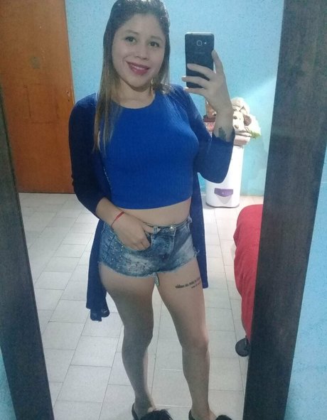 Photo nue de fuite OnlyFans de Lunaestrella10