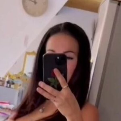 Photo nue de fuite OnlyFans de Ourpleasures