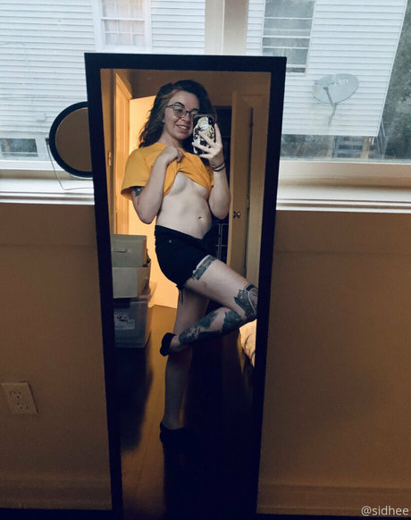 Photo nue de fuite OnlyFans de Sidhee