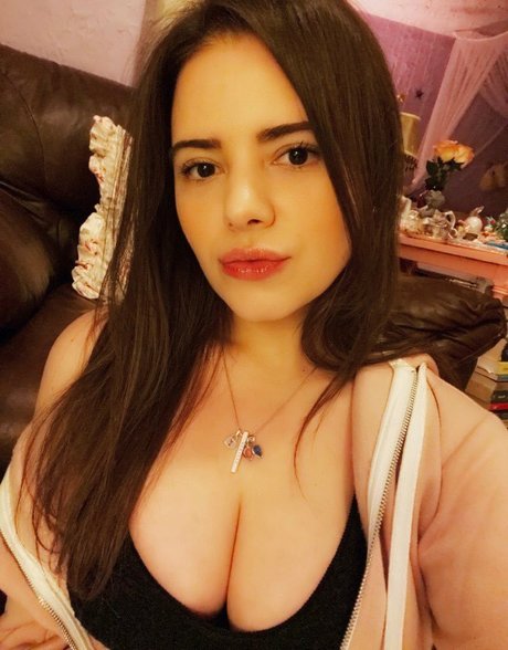 Vanessinator