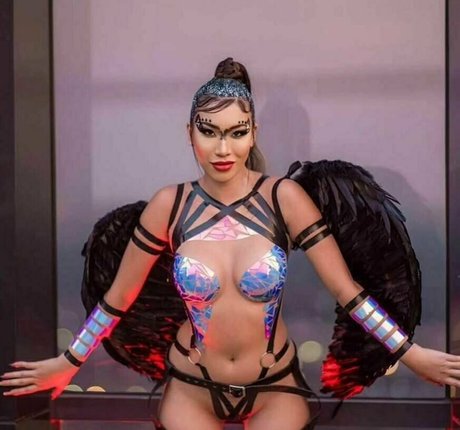Photo nue de fuite OnlyFans de Miyalifestyle
