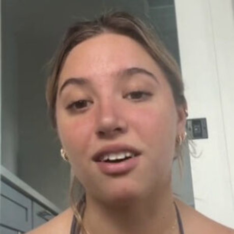 Photo nue de fuite OnlyFans de Kenzie Ziegler