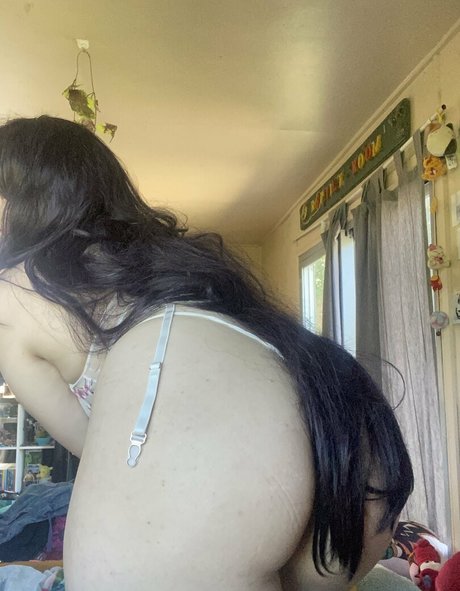 Photo nue de fuite OnlyFans de Minniealiencos