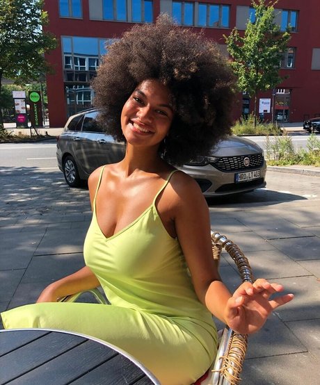 Photo nue de fuite OnlyFans de Angesophie Reich