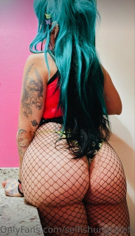 Photo nue de fuite OnlyFans de Happilyeverawful