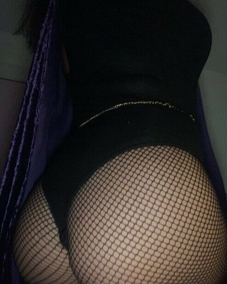 Photo nue de fuite OnlyFans de Babymisato