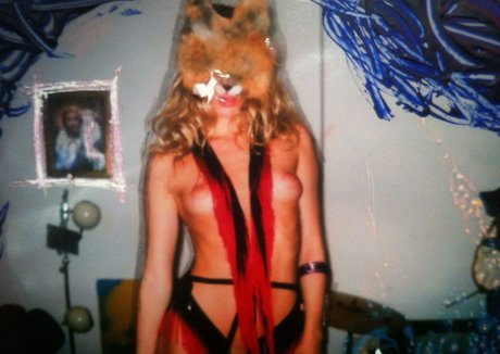 Photo nue de fuite OnlyFans de Suki Waterhouse