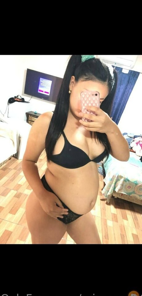 Photo nue de fuite OnlyFans de Misscandy9