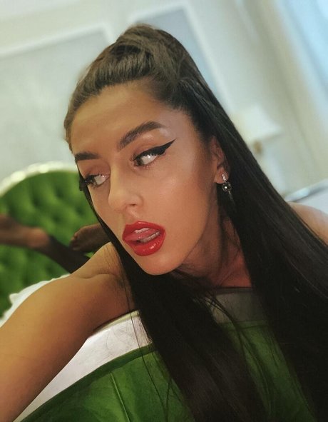 Photo nue de fuite OnlyFans de Adalline