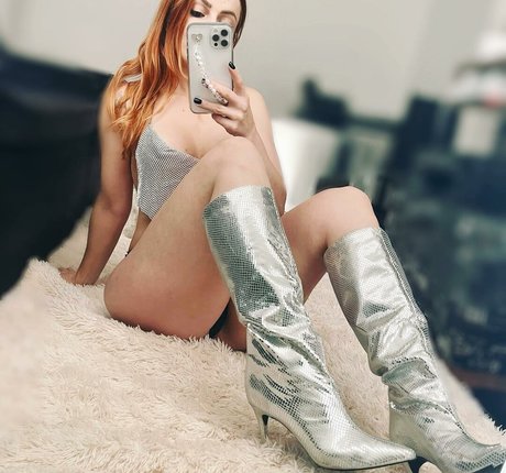 Photo nue de fuite OnlyFans de Tina Xaver