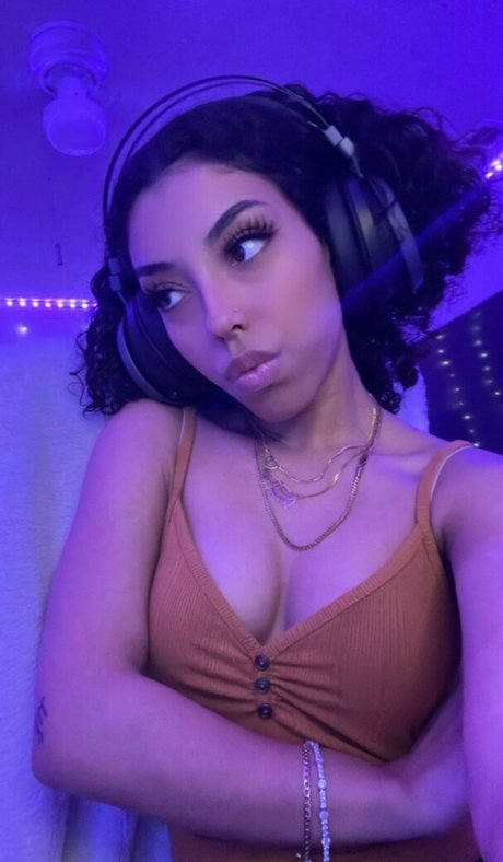 Photo nue de fuite OnlyFans de Empress Mirai